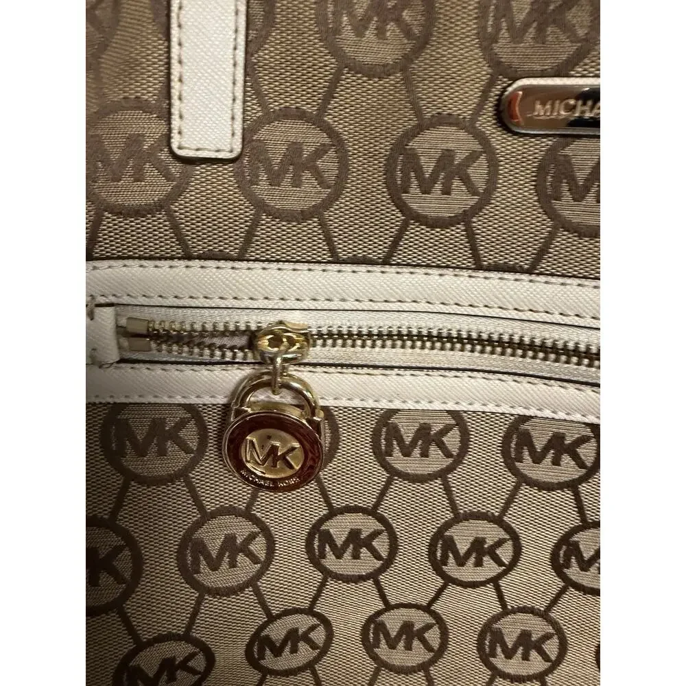 MICHAEL KORS SIGNATURE SHOULDER TOTE GOLDEN ZIPPED WHITE LEATHER TRIM 17x11